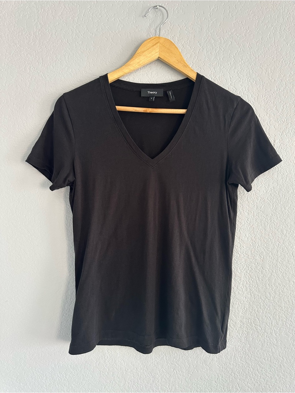 Theory Black V-Neck Short Sleeve Tee